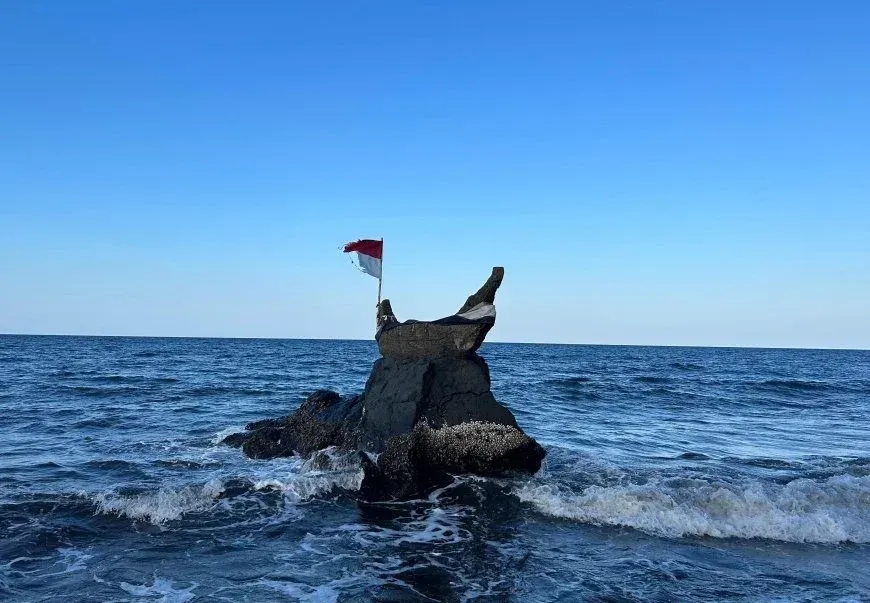 Tejakula Beach
