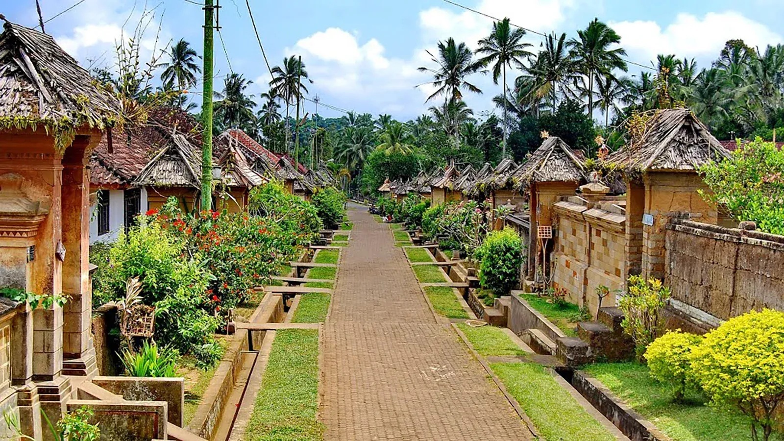 Traditional Les Village